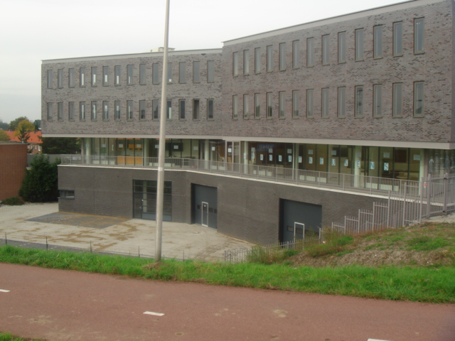 Kantoorruimte Capelle aan den IJssel Aert van Nesstraat 1