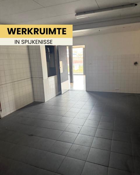 Deze grote, open voormalige winkelruimte biedt alle vrijheid: van creatieve studio tot vintage shop of de startplek voor je nieuwe business. Naast de showroom is er een kantoorruimte én eigen toiletten: volledig zelfstandige locatie!